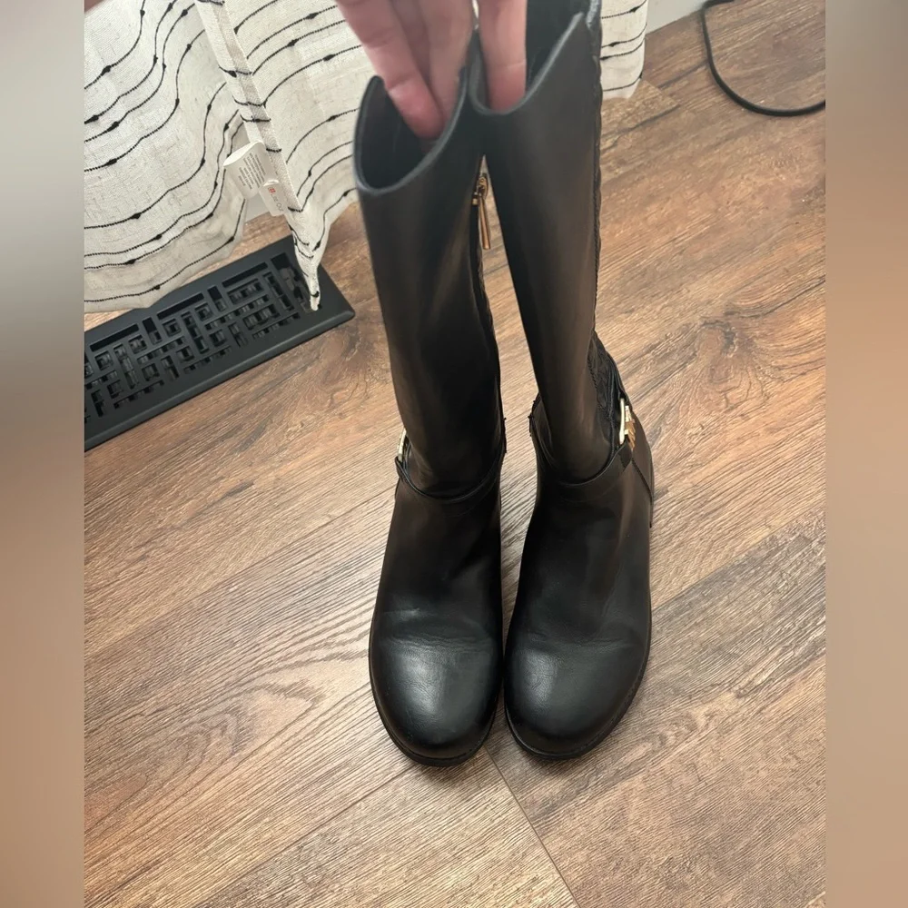 Girls Michael Kors Black Quilted Boots - Picture 5 of 6